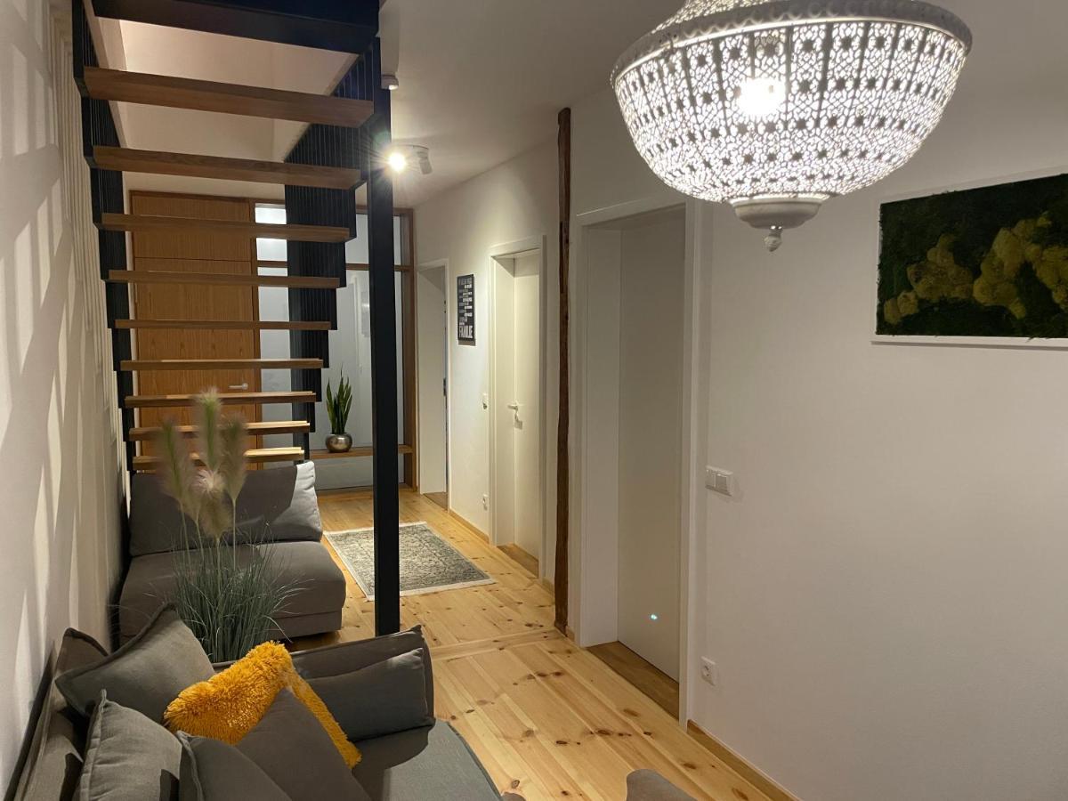 Apartamento Voh Super Exklusives Loft, Zentral, Smart-Tv, Parkplatz Vohenstrauss Exterior foto